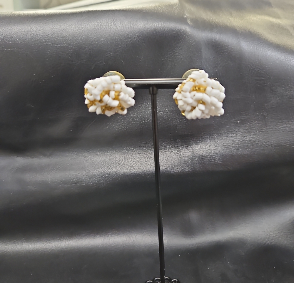 White Beaded Cluster Stud Earrings